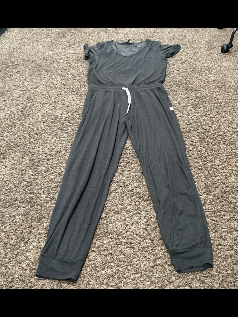 Vuori All Day charcoal grey jumpsuit size medium